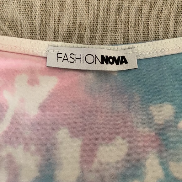 NWOT FashionNova long sleeve top - Picture 4 of 6